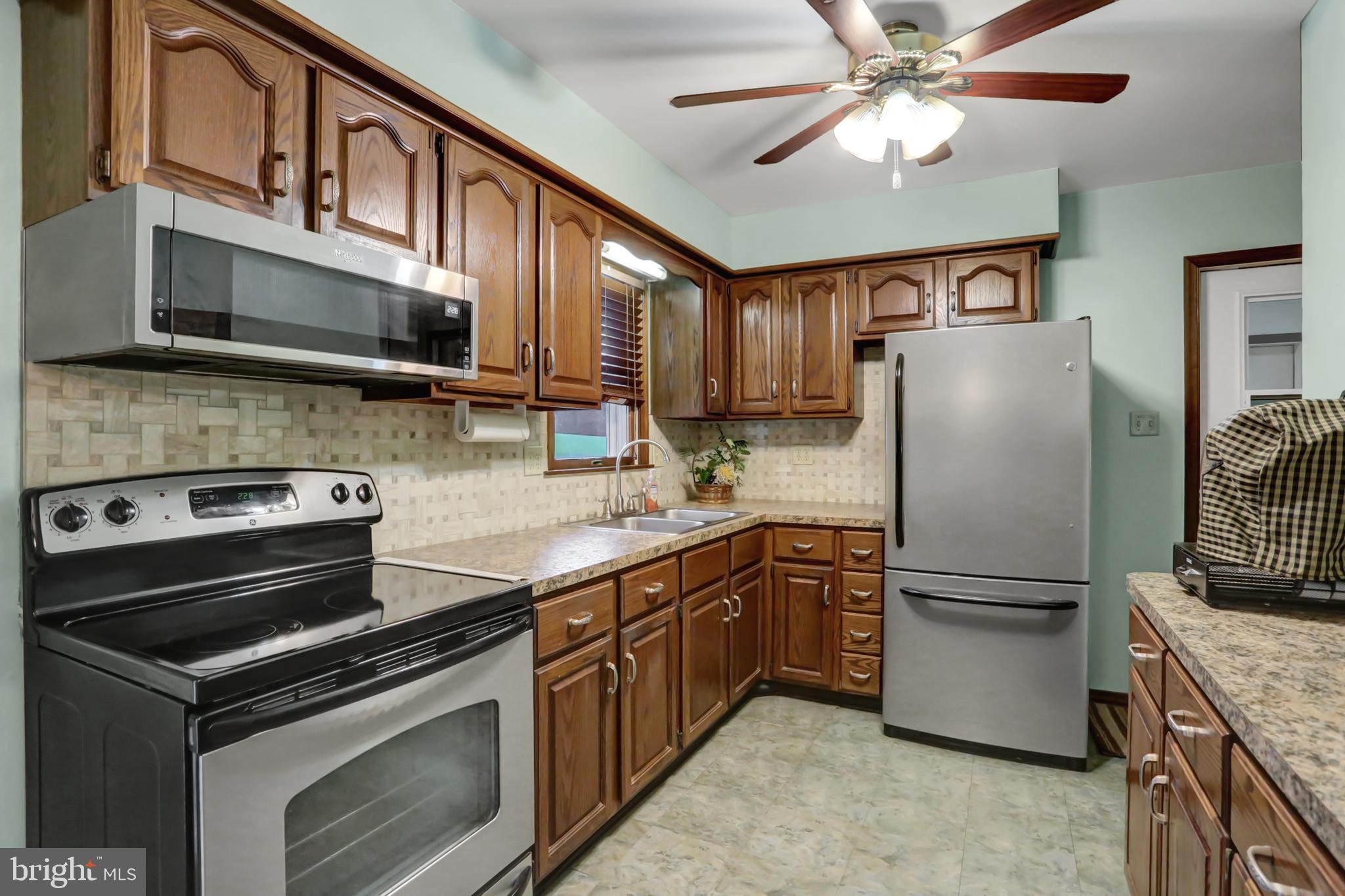 492 Deitrich Road Halifax, PA 17032 - Photo 4 of 38 Gallery Image 4