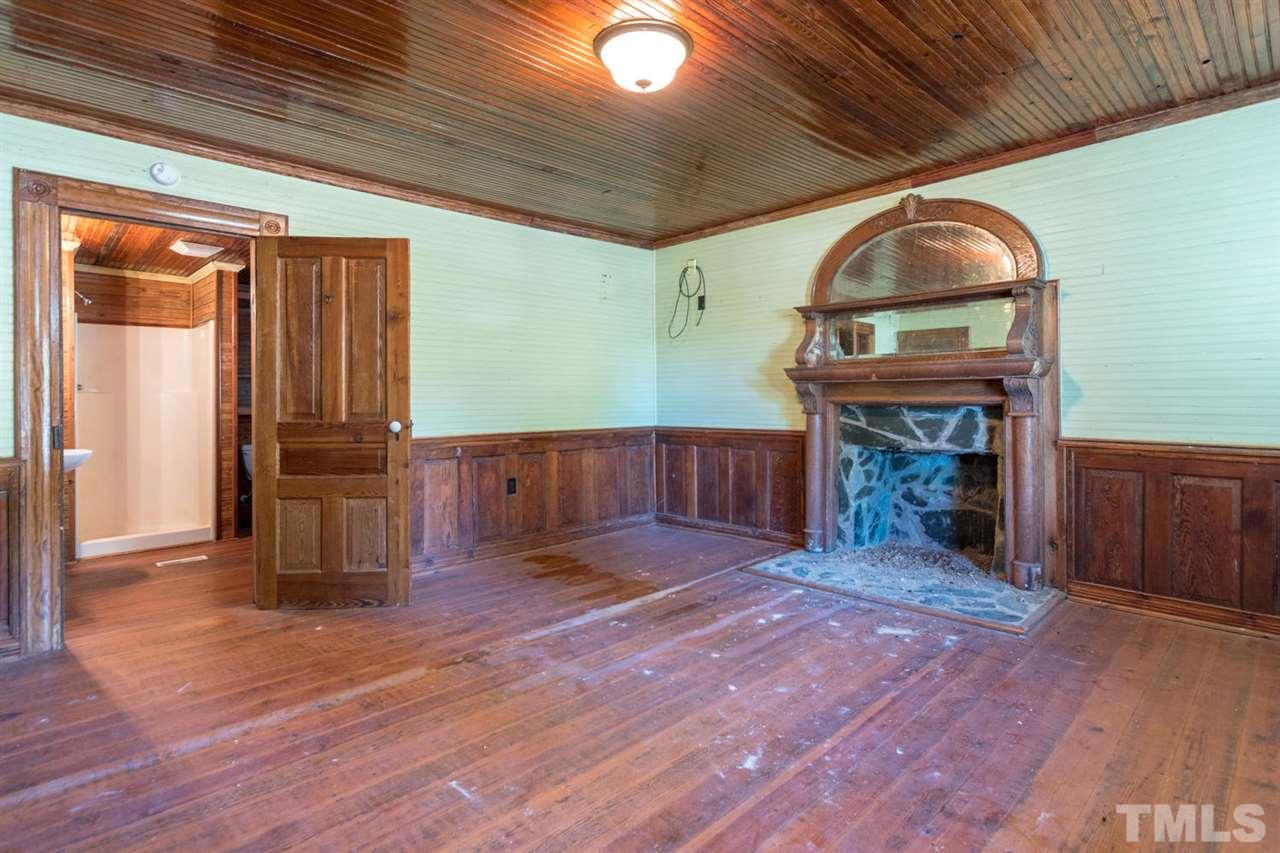 9266 Virgilina Road Roxboro, NC 27574 - Photo 5 of 25