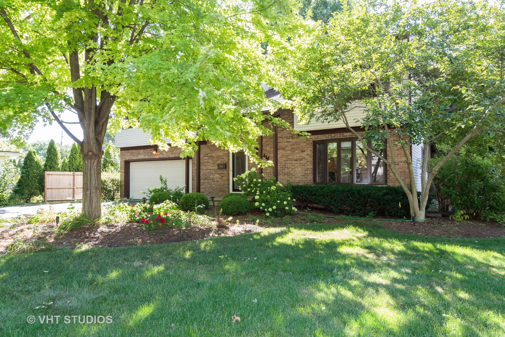 416 West Gartner Road Naperville, IL 60540 - Photo 1 of 22