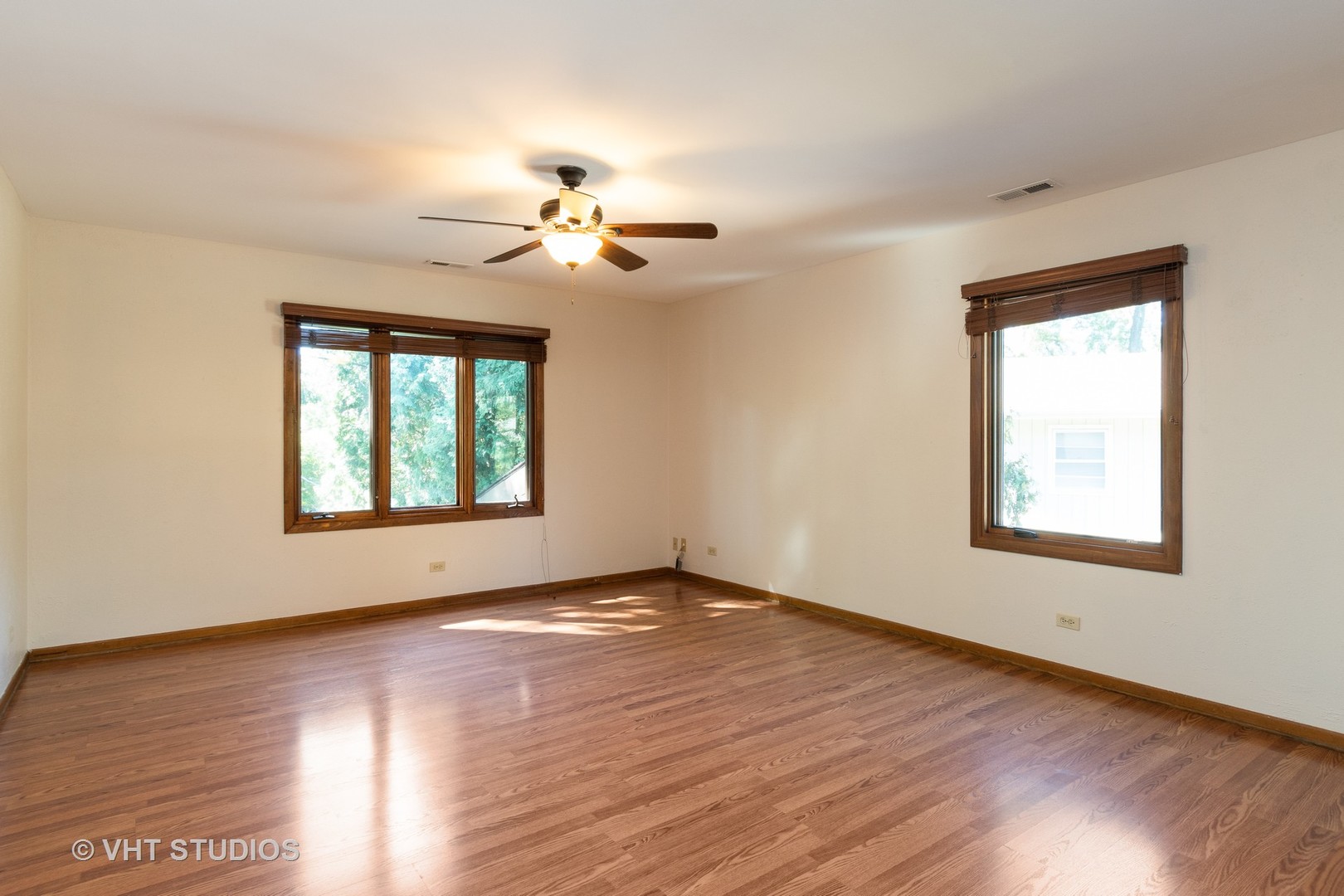 416 West Gartner Road Naperville, IL 60540 - Photo 13 of 22