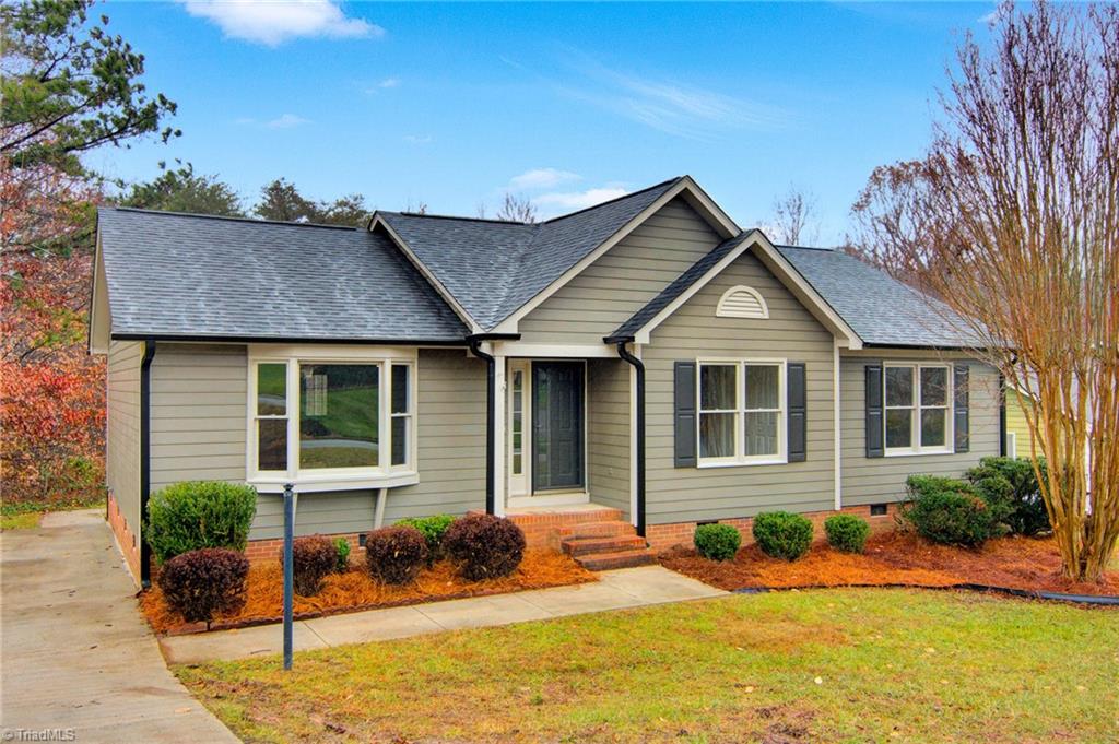 6002 Dawn Ridge Trail Greensboro, NC 27410 - Photo 2 of 34