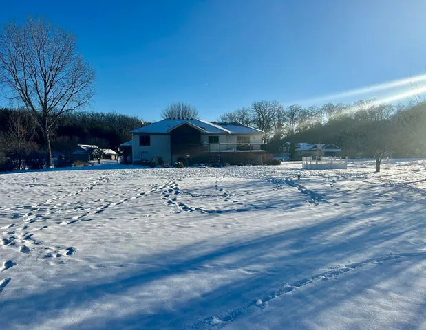 $525,000 | N8125 940th Street, River Falls, WI 54022