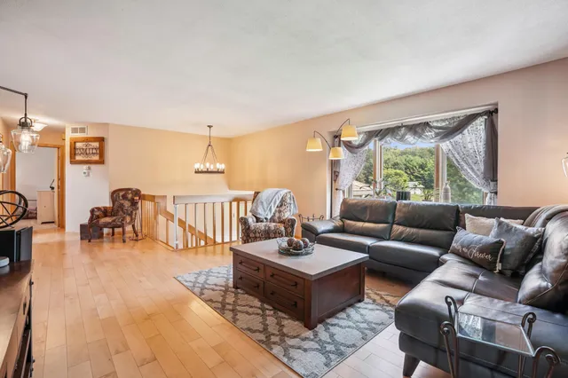 $525,000 | N8125 940th Street, River Falls, WI 54022