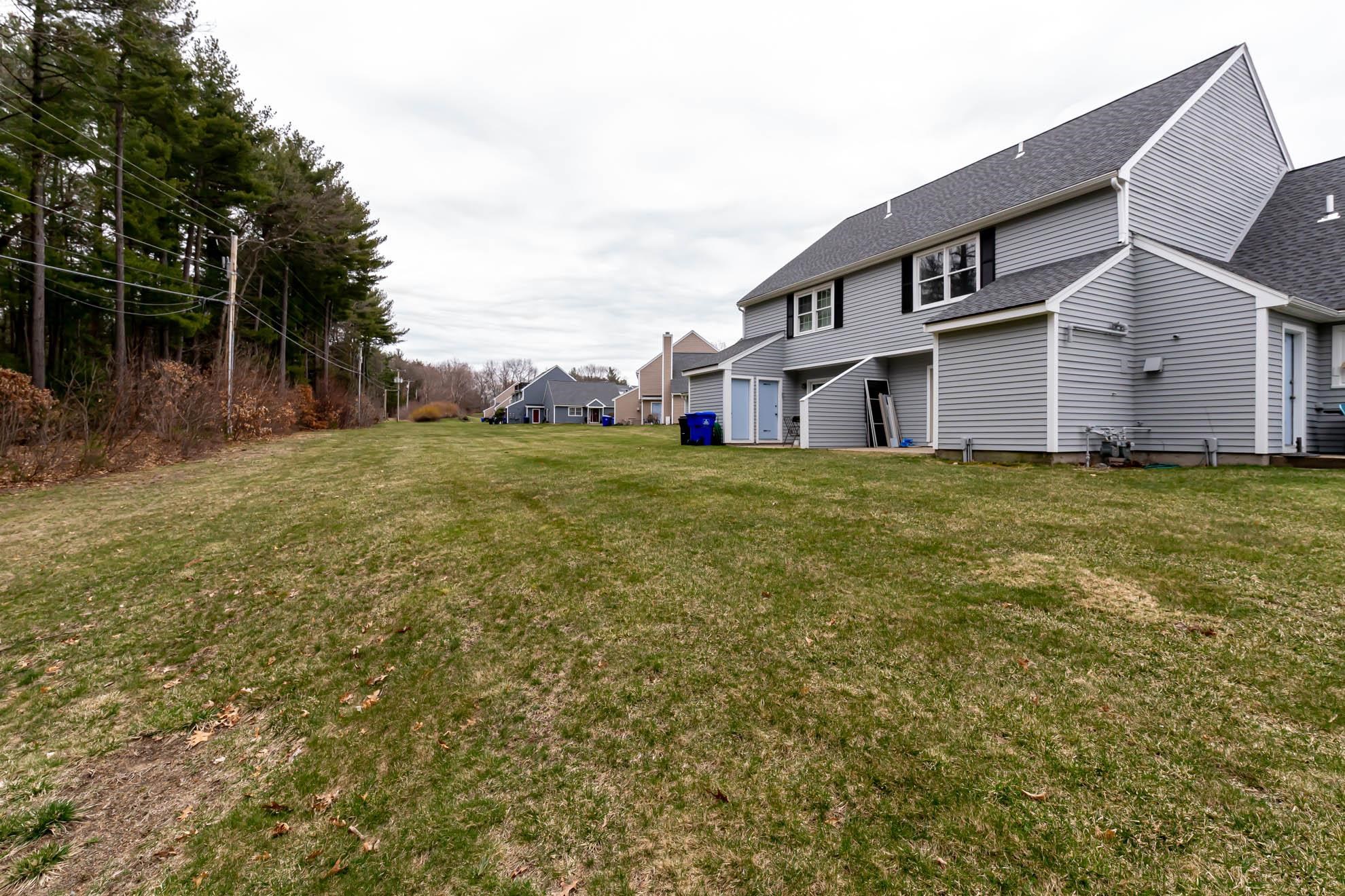 14 Riviera Road Hudson, NH 03051 - Photo 26 of 28