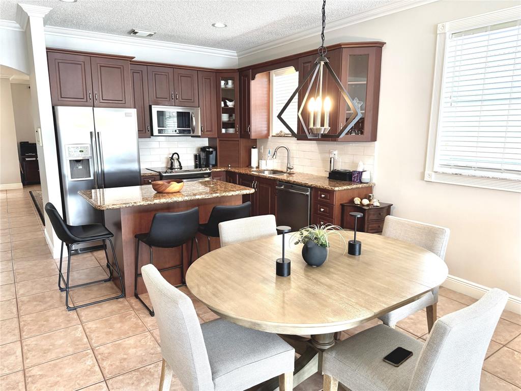 13385 Southwest 24th Street Miramar, FL 33027 - Photo 7 of 30