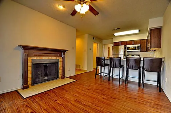 $969 | 6910 Skillman Street, Unit 3039, Dallas, TX 75231