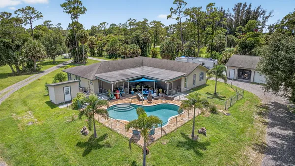 $1,895,000 | 14095 Biddex Road, Loxahatchee Groves, FL 33470