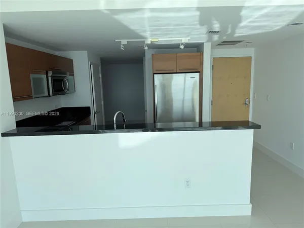 $4,500 | 244 Biscayne Boulevard, Unit 3803, Miami, FL 33132