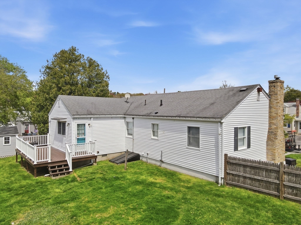 7 Beebe Lane Wakefield, MA 01880 - Photo 33 of 40