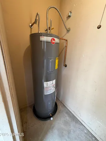 a view of utility room with empty racks