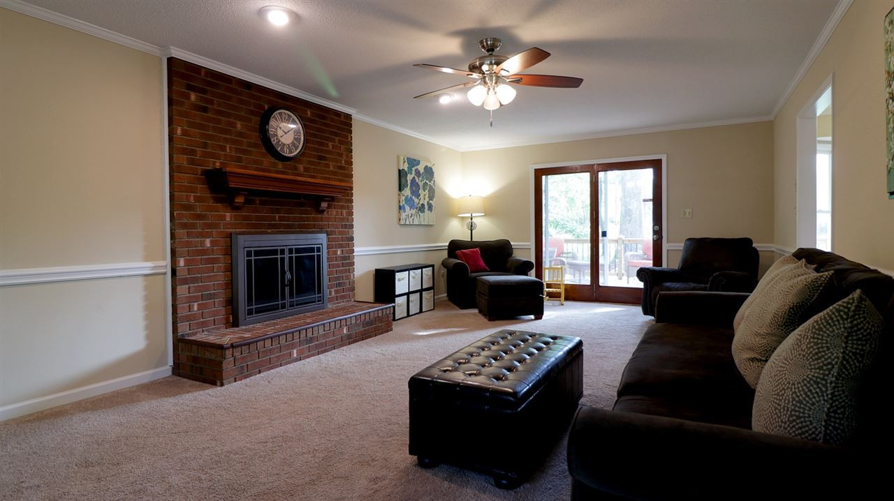 1116 Turner Farms Road Garner, NC 27529 - Photo 5 of 25 Living Room