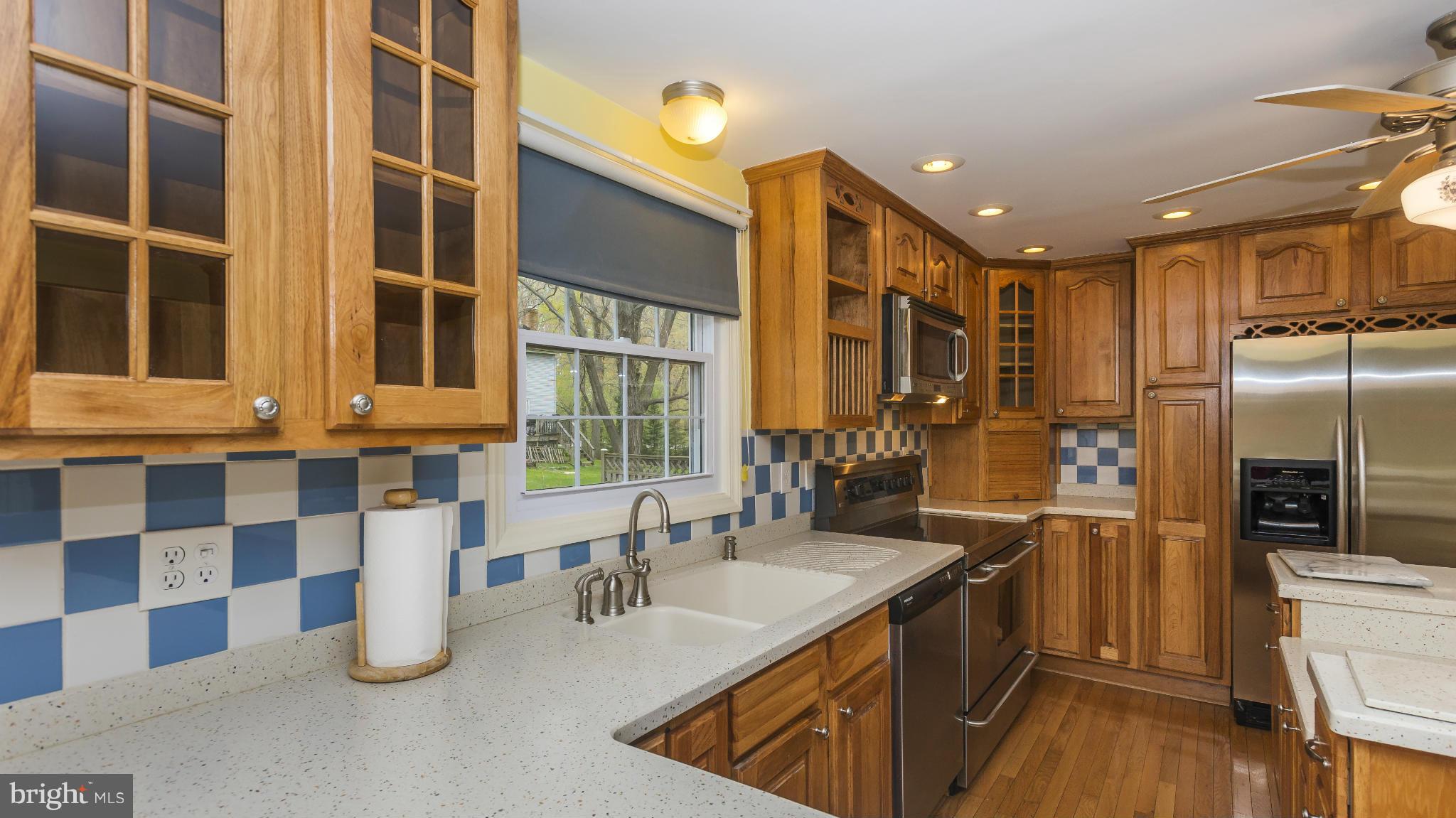 6072 Sunny Spring Columbia, MD 21044 - Photo 14 of 30 Kitchen