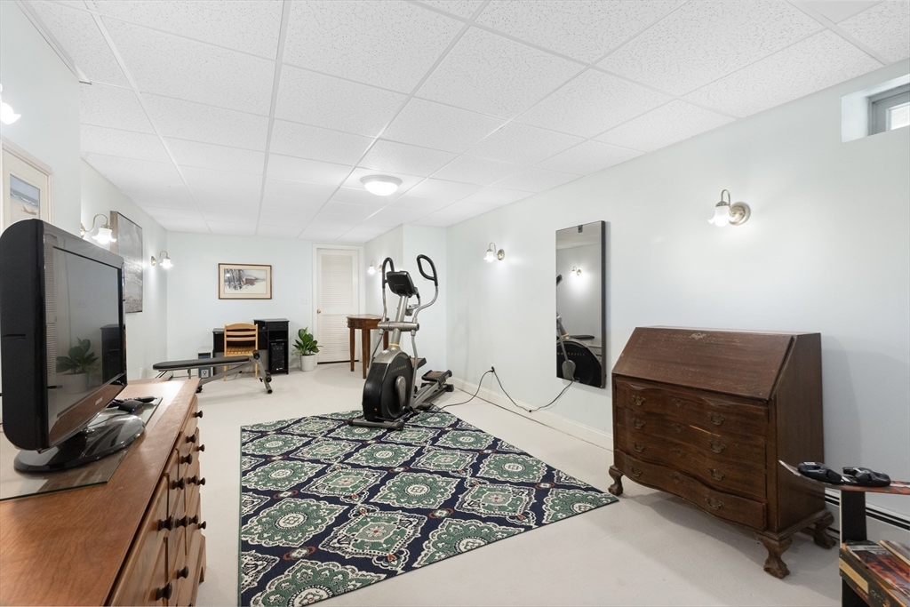36 Lennox Road Nahant, MA 01908 - Photo 31 of 41