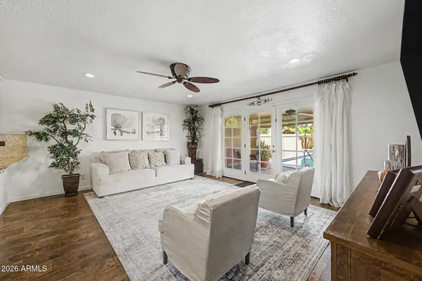 $535,000 | 6712 West McRae Way, Glendale, AZ 85308