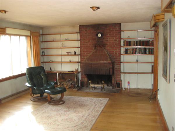 321 Central Street Georgetown, MA 01833 - Photo 5 of 7 Gallery Image 5