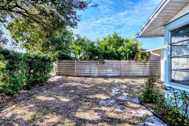 $400,000 | 2813 21st Avenue West, Bradenton, FL 34205