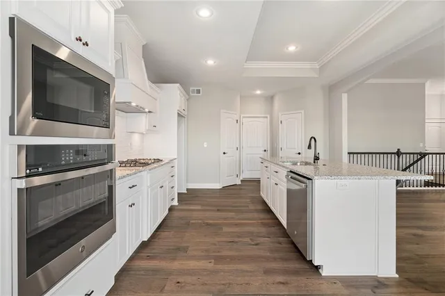 $587,840 | 10216 North Winchester Avenue, Kansas City, MO 64156