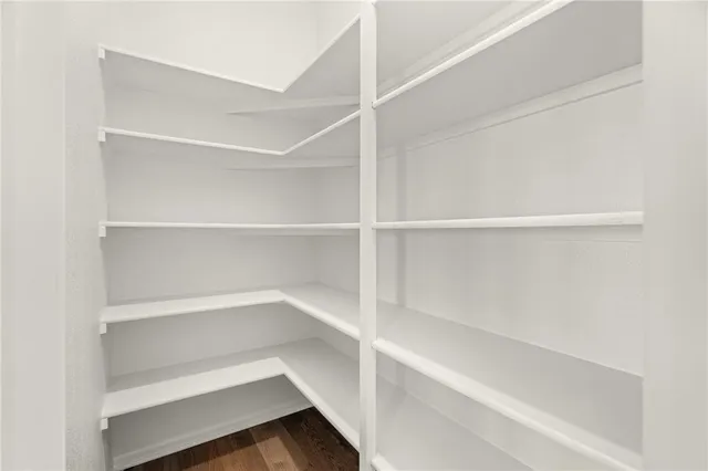 $587,840 | 10216 North Winchester Avenue, Kansas City, MO 64156