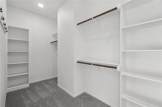 $587,840 | 10216 North Winchester Avenue, Kansas City, MO 64156