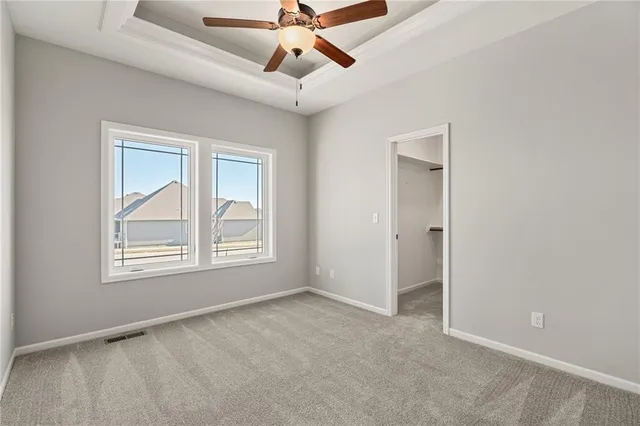 $587,840 | 10216 North Winchester Avenue, Kansas City, MO 64156