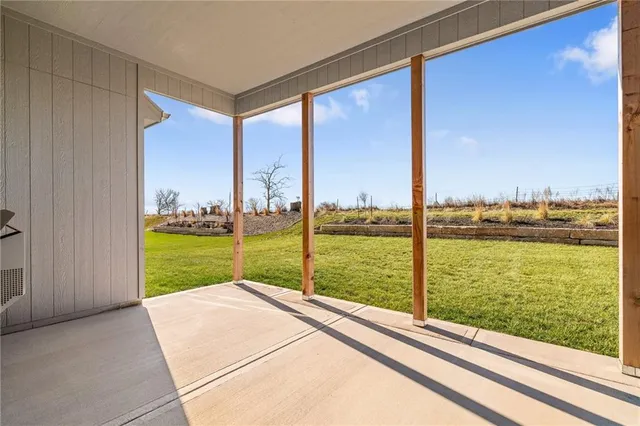 $587,840 | 10216 North Winchester Avenue, Kansas City, MO 64156