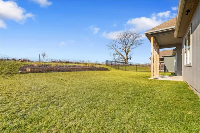 $587,840 | 10216 North Winchester Avenue, Kansas City, MO 64156