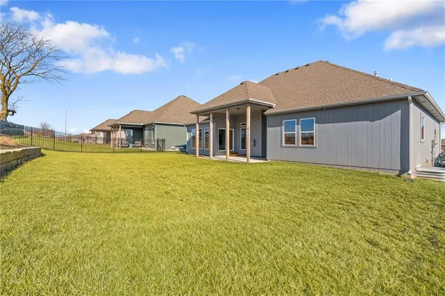 $587,840 | 10216 North Winchester Avenue, Kansas City, MO 64156