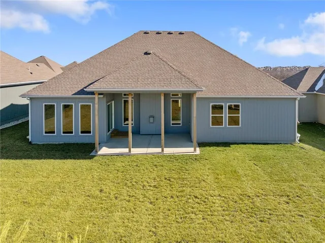 $587,840 | 10216 North Winchester Avenue, Kansas City, MO 64156