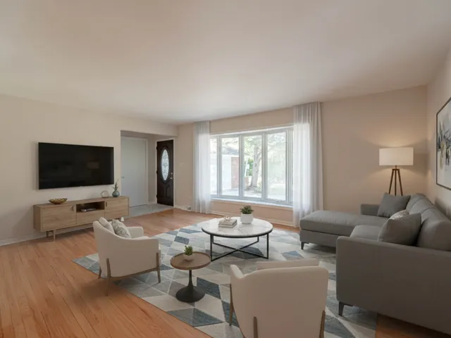 $479,900 | 7104 Blackburn Avenue, Downers Grove, IL 60516