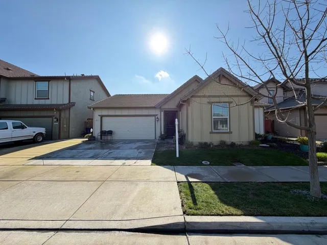 $479,999 | 344 Red Lion Way, Newman, CA 95360