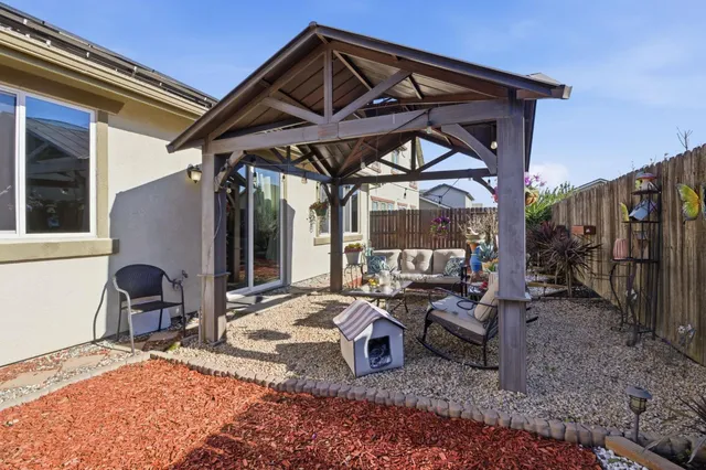 a view of a lounge chair in the patio