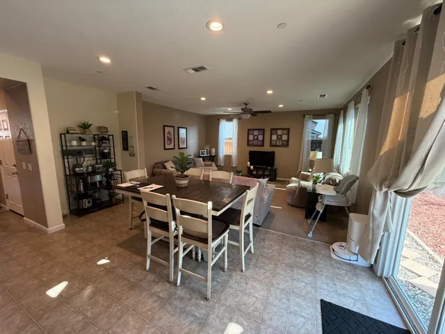 $479,999 | 344 Red Lion Way, Newman, CA 95360