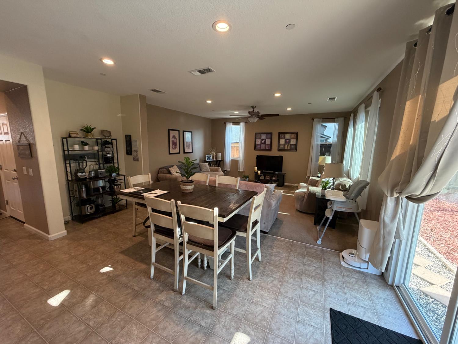 344 Red Lion Way Newman, CA 95360 - Photo 4 of 22