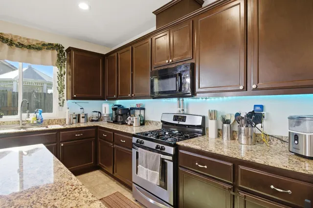 $479,999 | 344 Red Lion Way, Newman, CA 95360