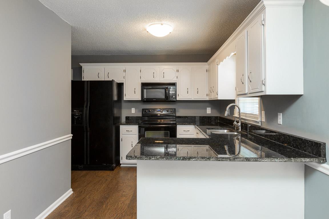 1381 Pitty Pat Road Clarksville, TN 37042 - Photo 12 of 25 Gallery Image 12