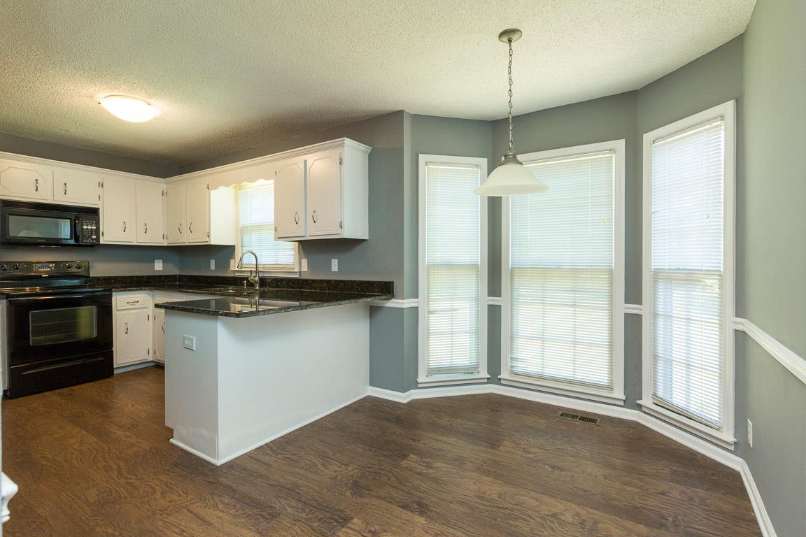 1381 Pitty Pat Road Clarksville, TN 37042 - Photo 13 of 25 Gallery Image 13