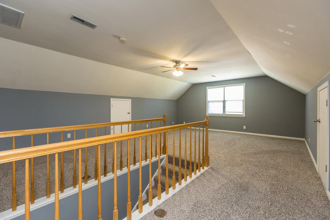 1381 Pitty Pat Road Clarksville, TN 37042 - Photo 16 of 25 Gallery Image 16