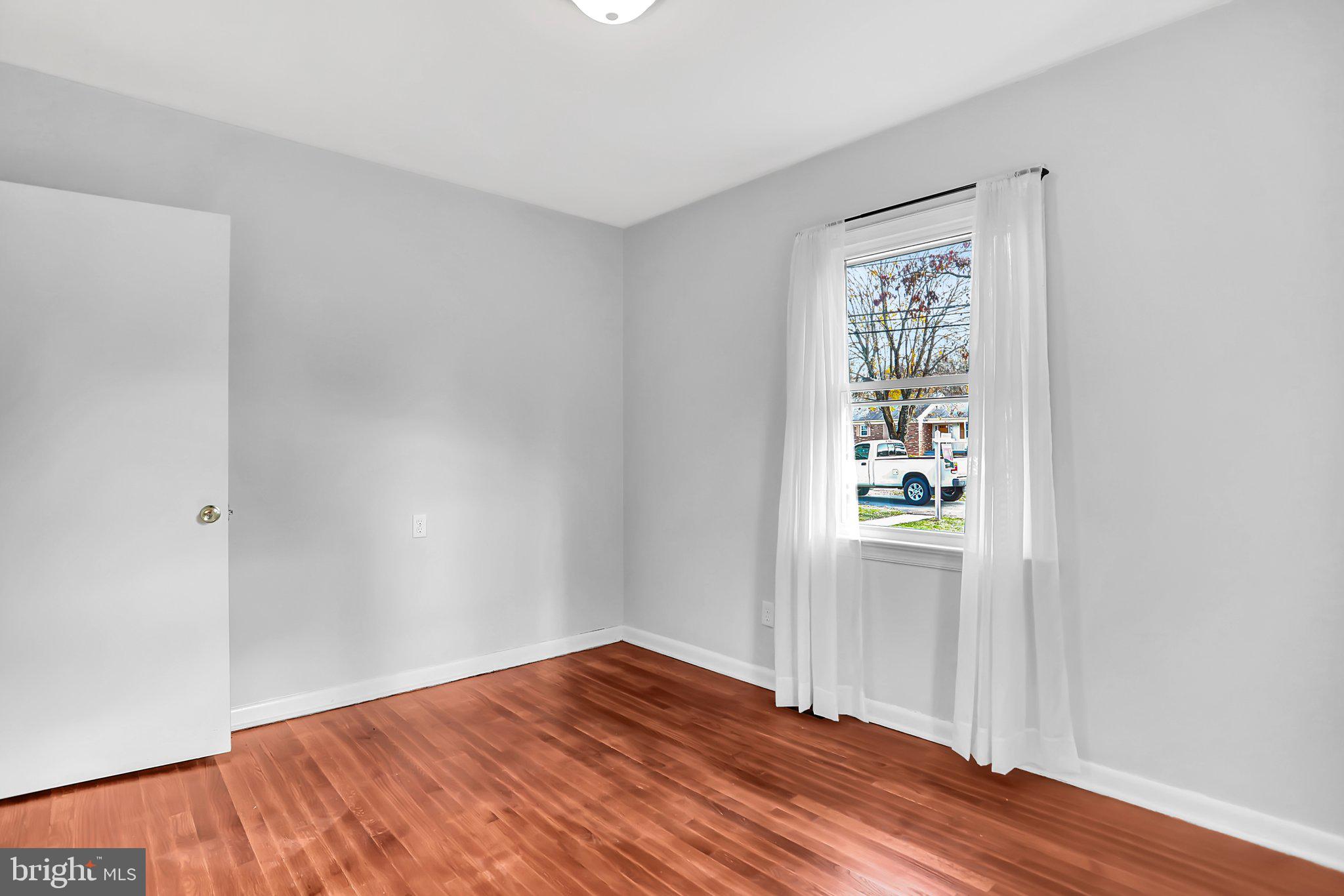 17120 Longdraft Road Gaithersburg, MD 20878 - Photo 12 of 32 Gallery Image 12