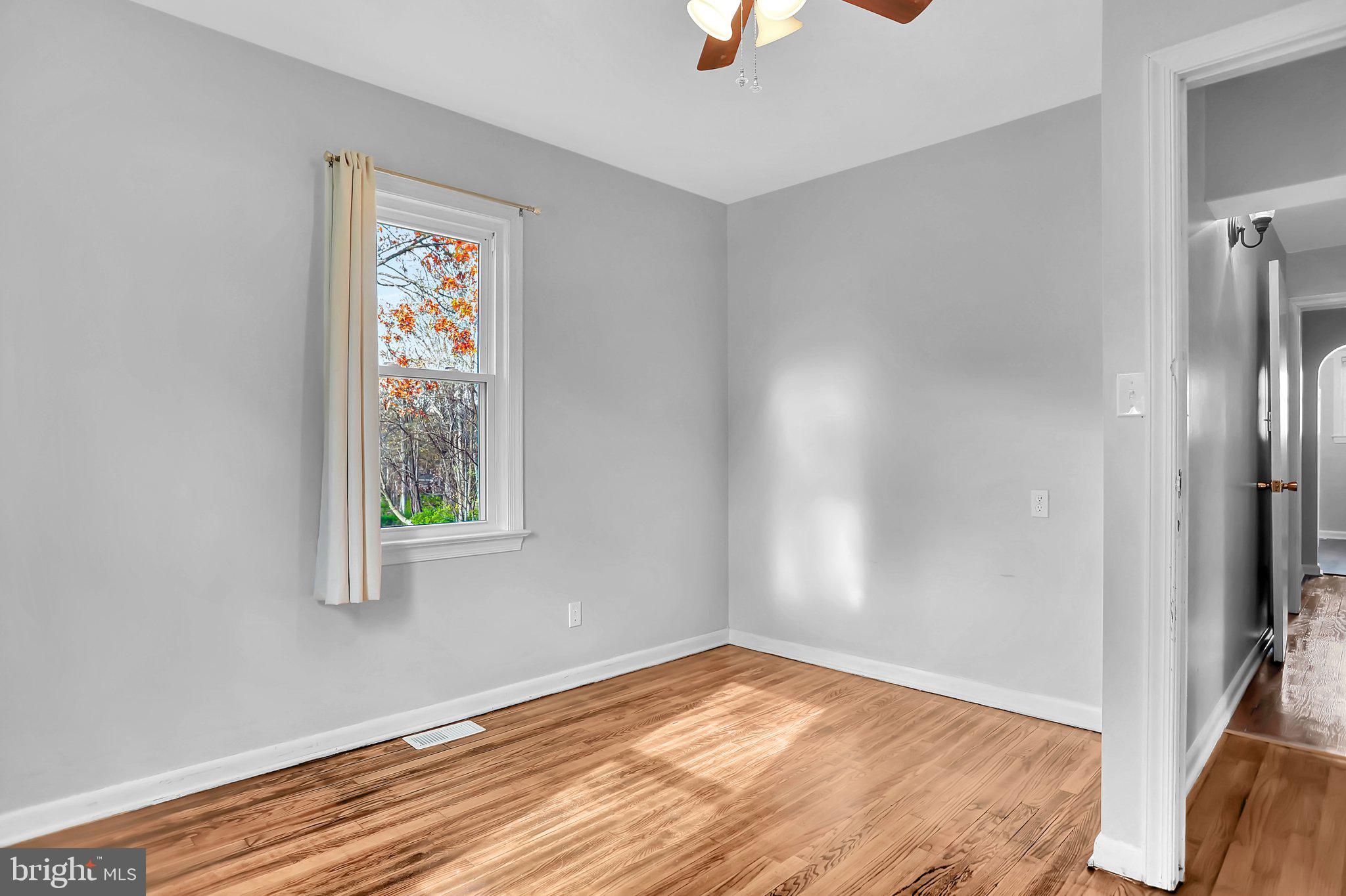 17120 Longdraft Road Gaithersburg, MD 20878 - Photo 21 of 32 Gallery Image 21