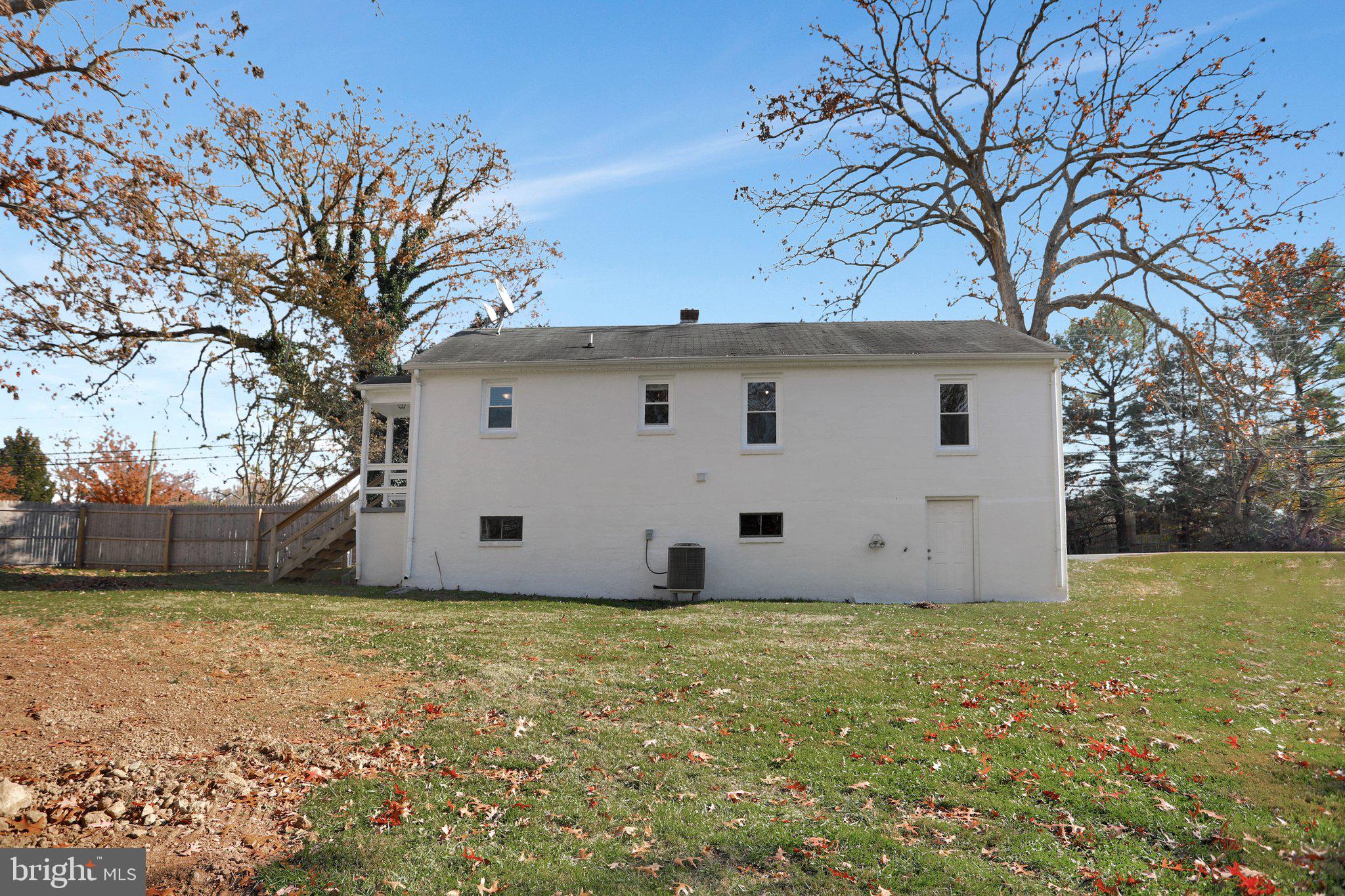 17120 Longdraft Road Gaithersburg, MD 20878 - Photo 31 of 32 Gallery Image 31