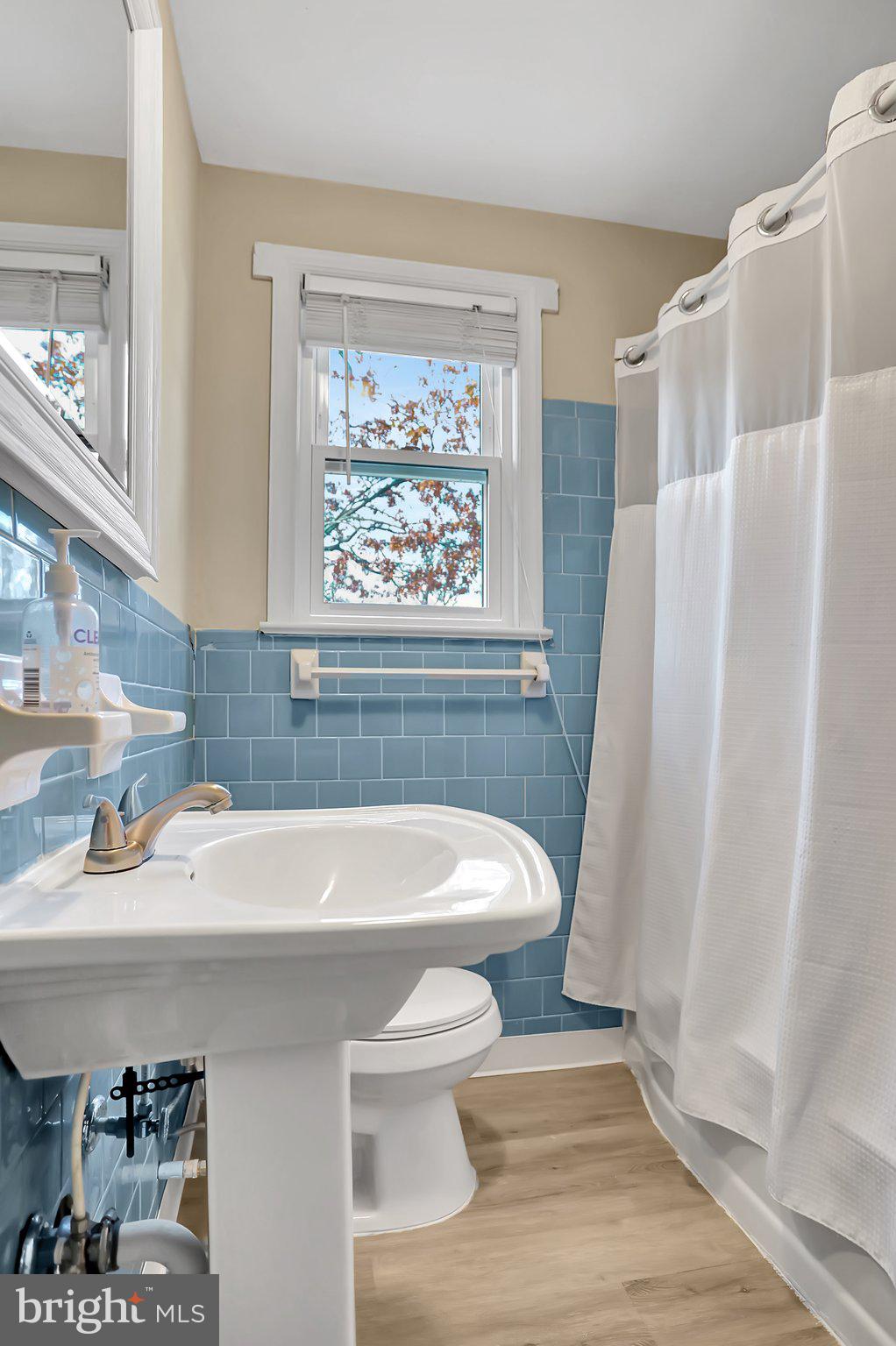 17120 Longdraft Road Gaithersburg, MD 20878 - Photo 7 of 32 Gallery Image 7