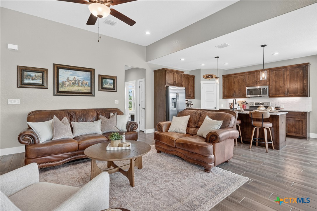 876 Primrose Path Spring Branch, TX 78070 - Photo 7 of 27