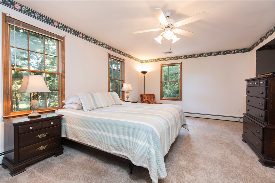 4 Aurora Road East Greenwich, RI 02818 - Photo 19 of 36 Gallery Image 19