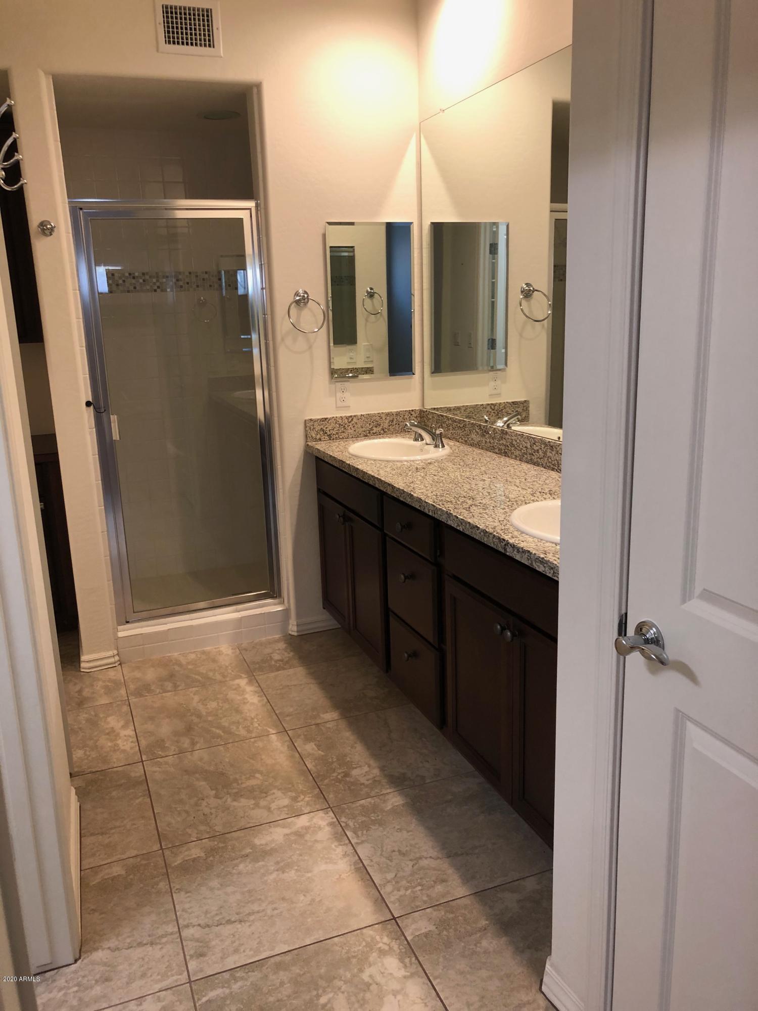 3935 East Rough Rider Road, Unit 1318 Phoenix, AZ 85050 - Photo 13 of 20 RRmasterbath