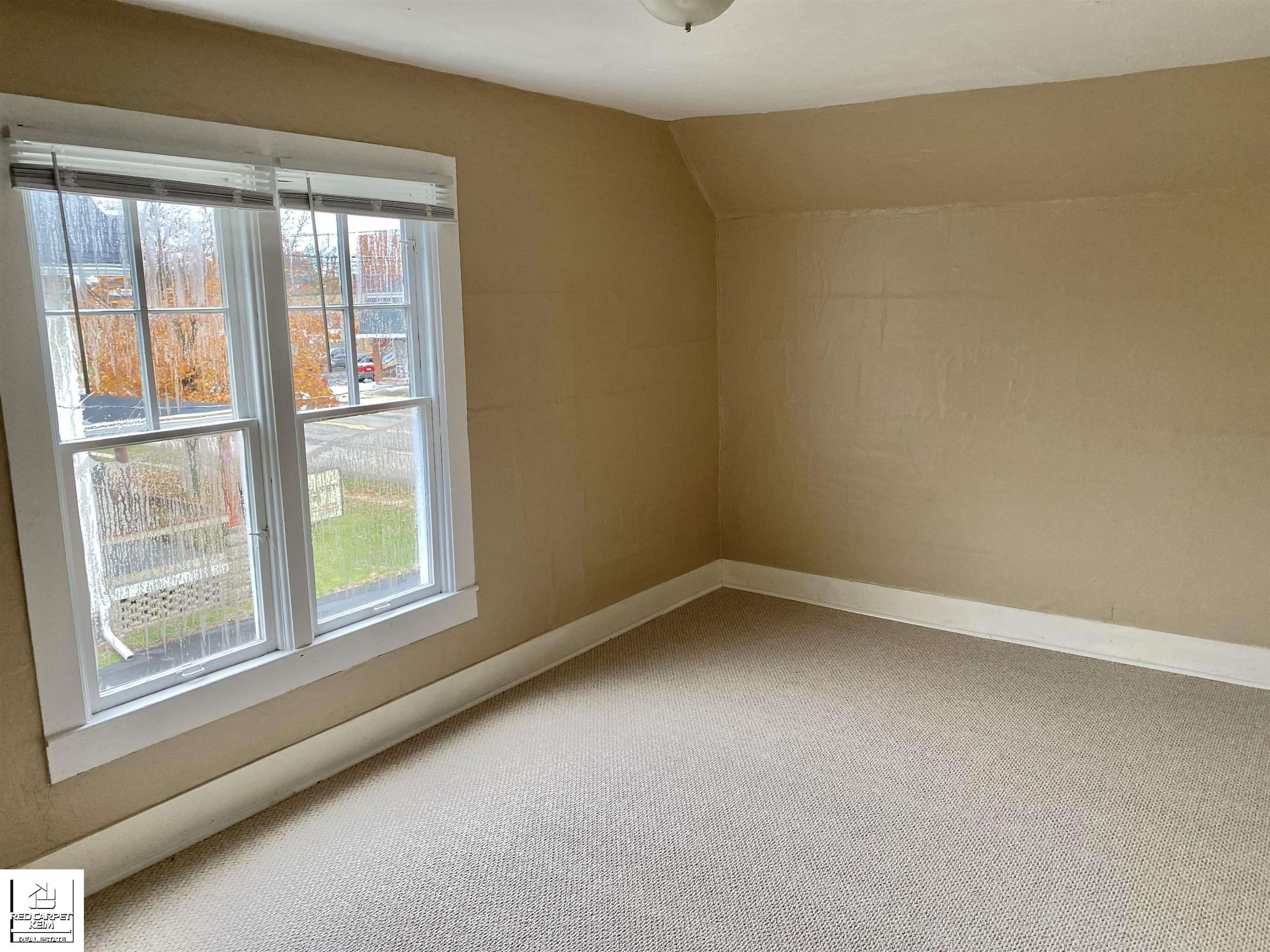 215 North State Road Davison, MI 48423 - Photo 16 of 49 50162147-02302a6f-feb5-4227-a61a-9b5fbff404b9.JPG