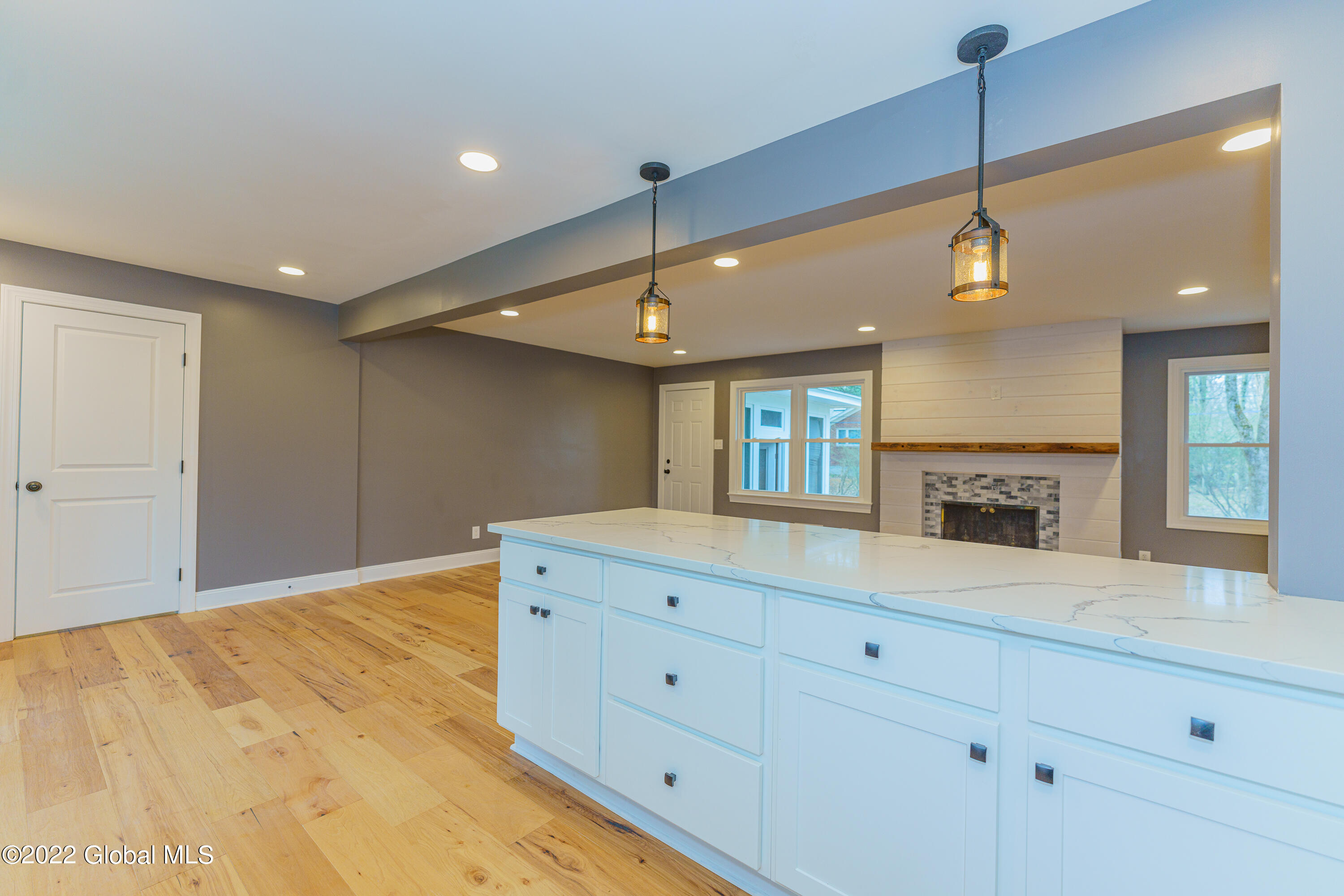 1950 Townsend Road Schenectady, NY 12309 - Photo 13 of 36 3 Kitchen 4