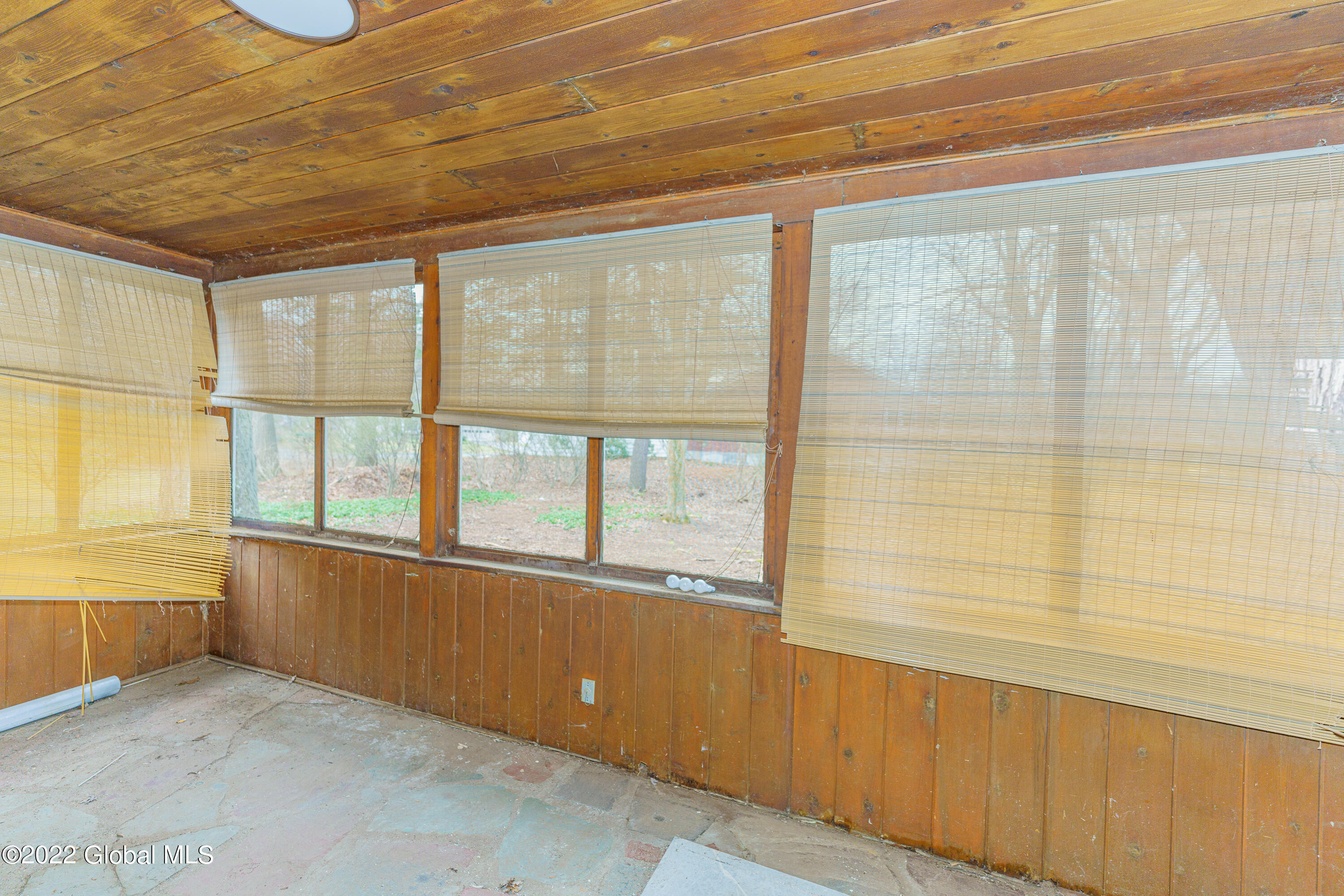 1950 Townsend Road Schenectady, NY 12309 - Photo 35 of 36 Porch