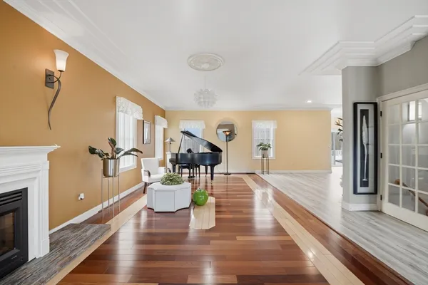 $729,900 | 239 Fuller Road, Chicopee, MA 01020