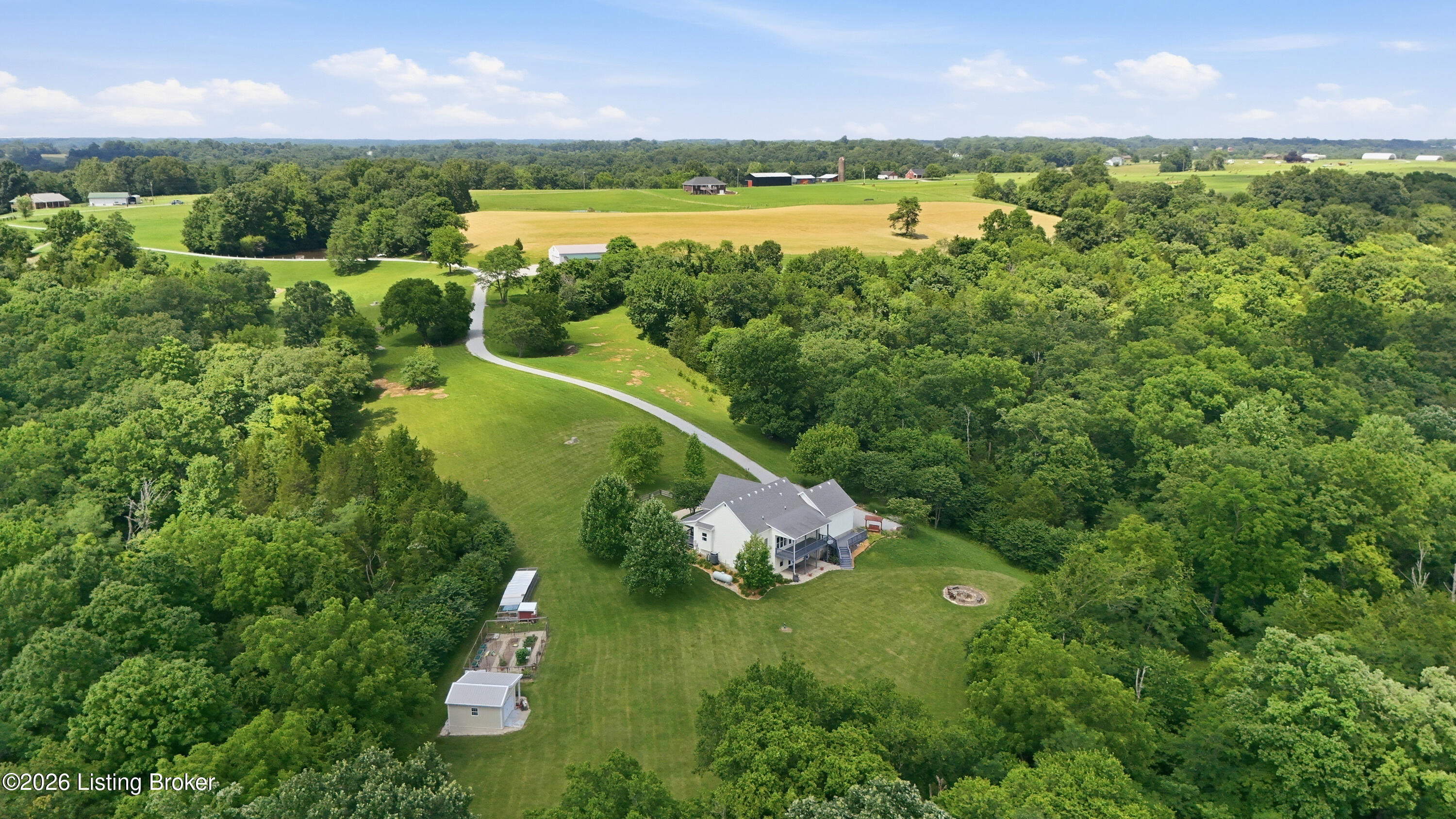 671 Button Ridge Road Bedford, KY 40006 - Photo 66 of 71 66_671button_louisvillerealestatemedia_2