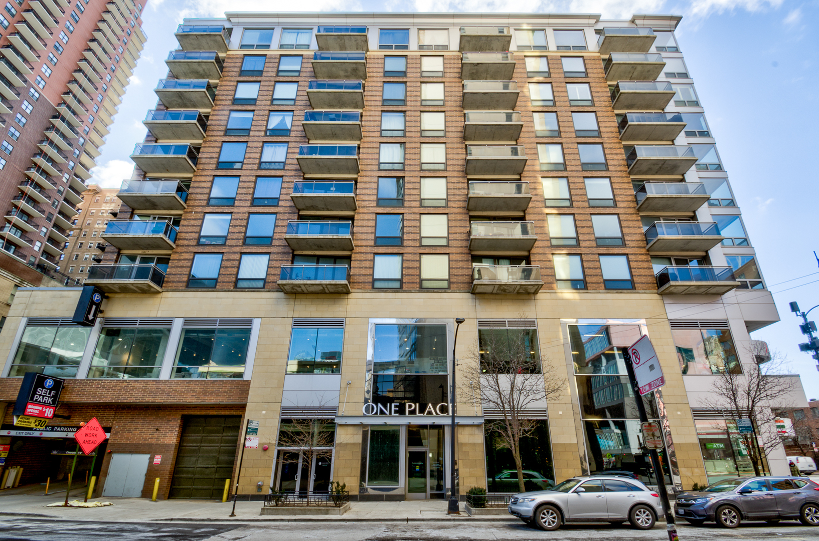 1 East 8th Street, Unit 804 Chicago, IL 60605 - Photo 1 of 20